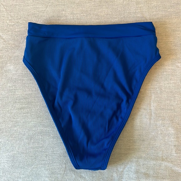 L*Space Swimsuit - Picture 7 of 14